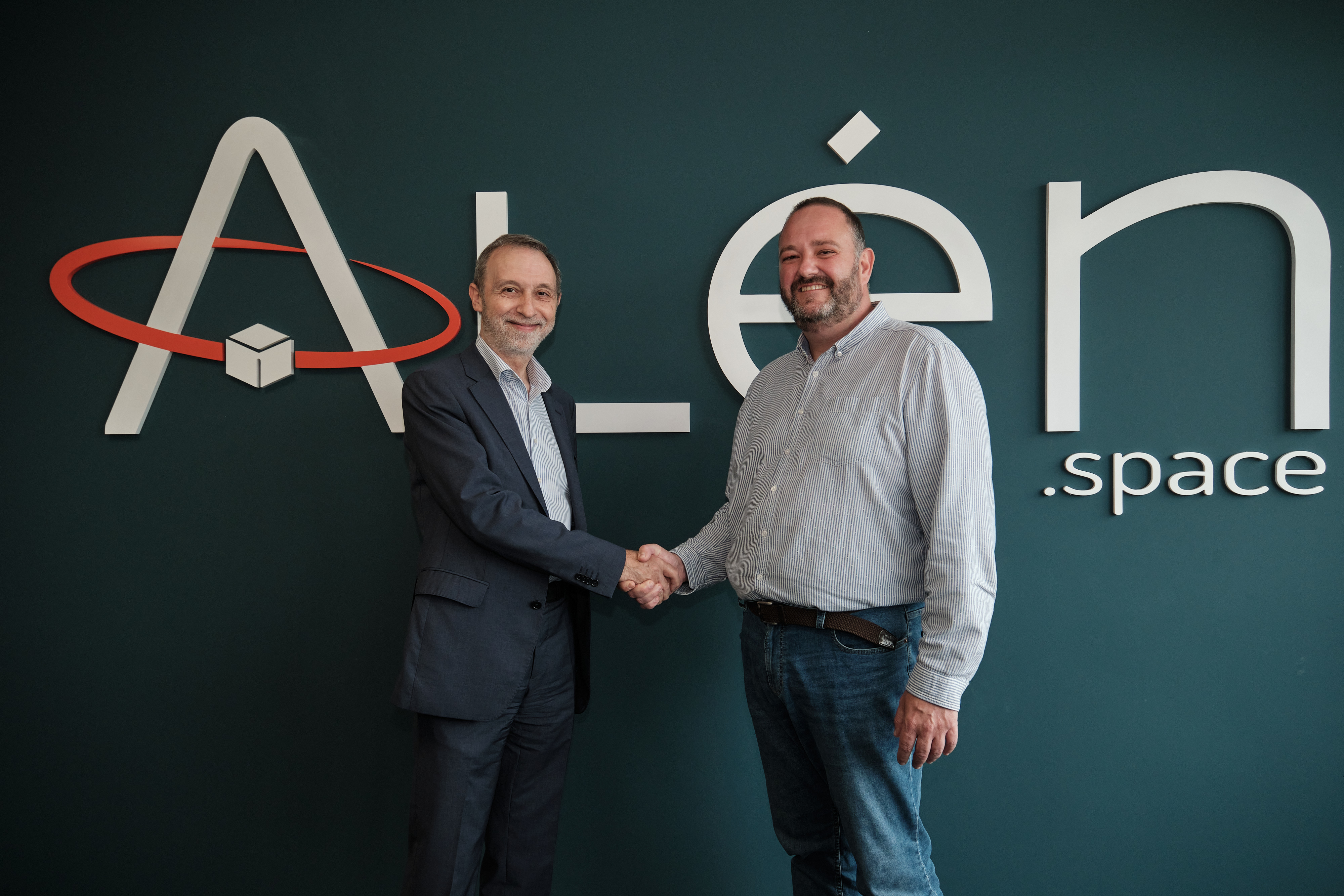 Firma del acuerdo entre Alén Space y GMV 21.6.2023.jpg